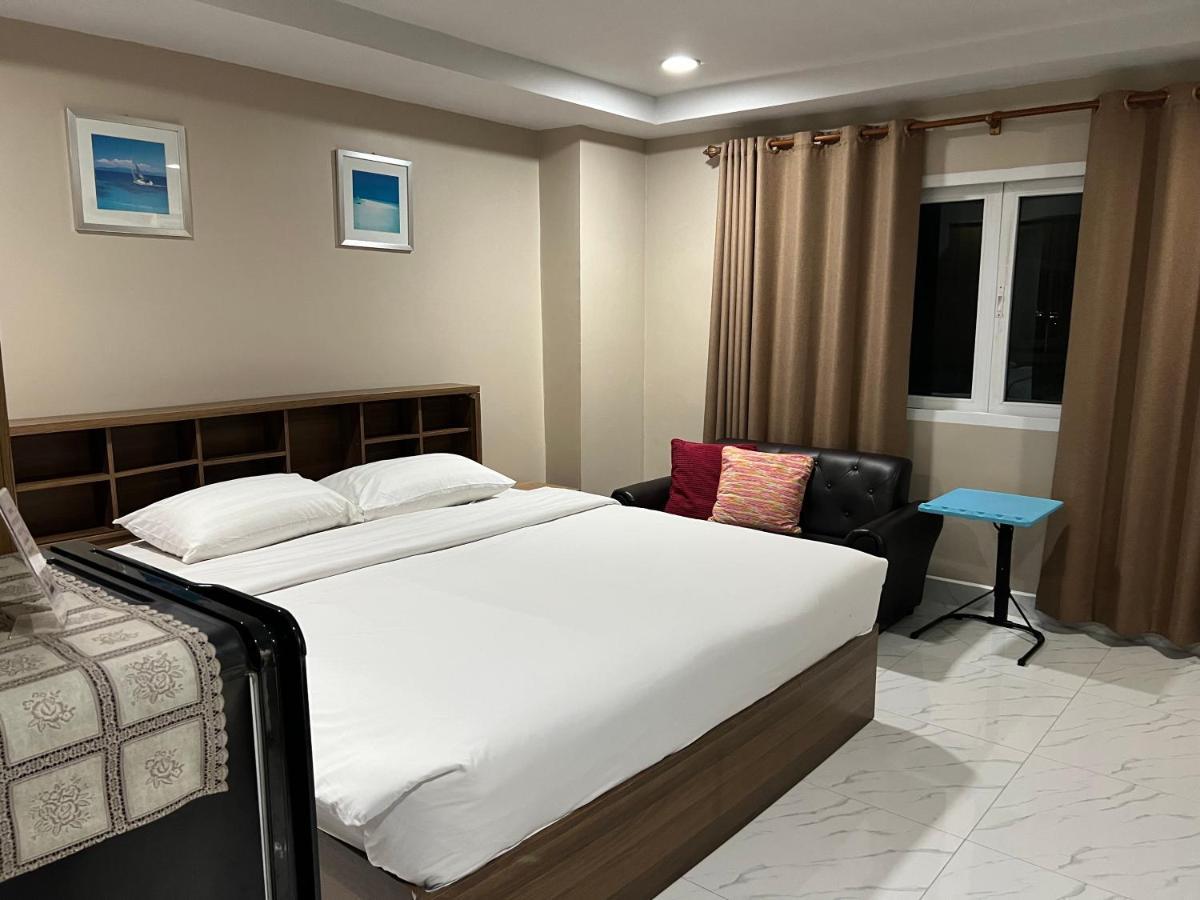 Mall Suites Hotel Bangkok Exterior foto